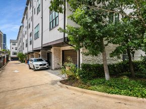 1023 Juniper ST, Austin TX 78702