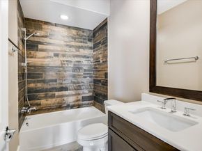 1023 Juniper ST, Austin TX 78702