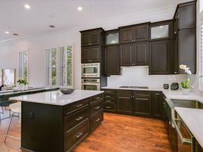 1023 Juniper ST, Austin TX 78702