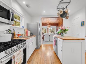 209 E Live Oak ST 1/2, Austin TX 78704