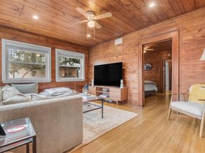 209 E Live Oak ST 1/2, Austin TX 78704