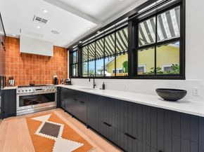 1915 Brackenridge ST, Austin TX 78704