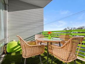 4004 Banister LN 202, Austin TX 78704
