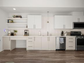 4004 Banister LN 202, Austin TX 78704