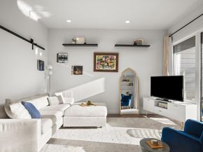 4004 Banister LN 202, Austin TX 78704