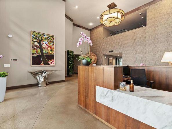 54 Rainey ST 1017, Austin TX 78701