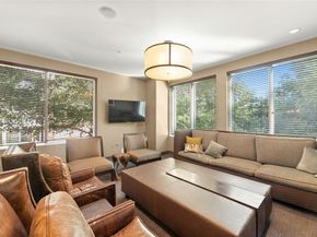 54 Rainey ST 1017, Austin TX 78701