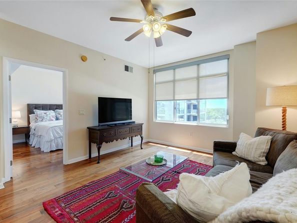 54 Rainey ST 1017, Austin TX 78701