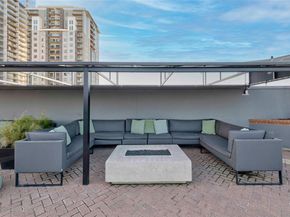 54 Rainey ST 1017, Austin TX 78701