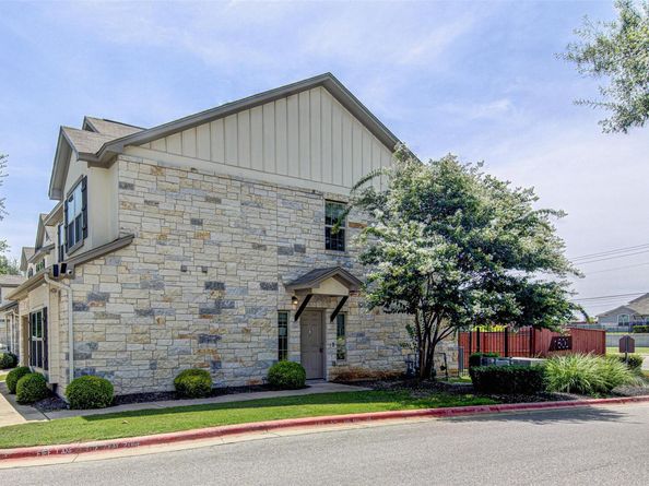 1407 Airedale RD 1104, Austin TX 78748