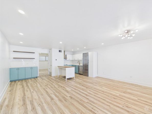 1208 Enfield RD 105, Austin TX 78703