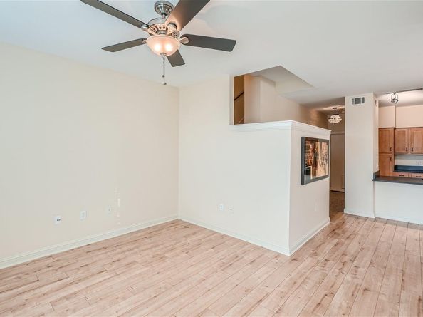 1201 Grove BLVD 1404, Austin TX 78741