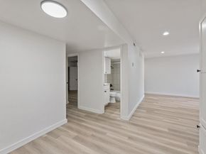 3819 Southway DR 105, Austin TX 78704