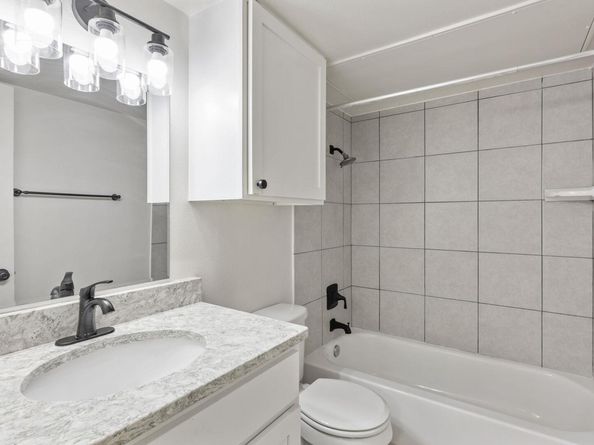 3819 Southway DR 105, Austin TX 78704