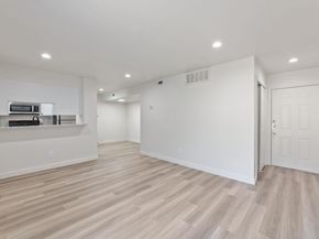 3819 Southway DR 105, Austin TX 78704