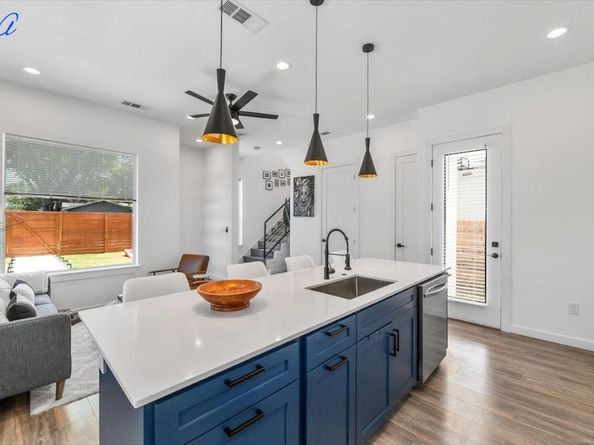 5401 Stuart Cir DR 1, Austin TX 78721