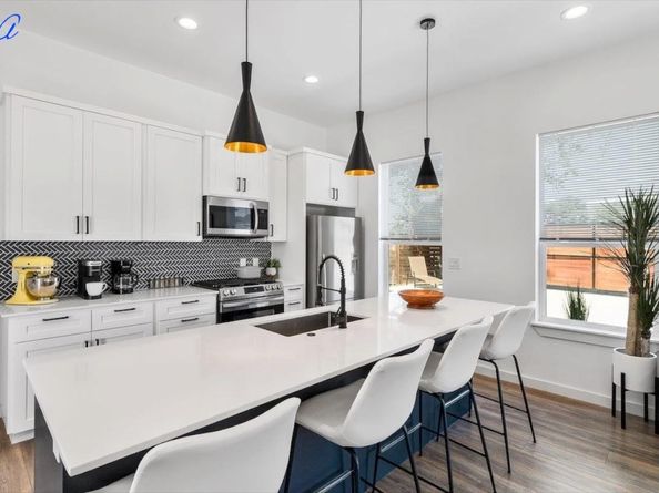 5401 Stuart Cir DR 1, Austin TX 78721