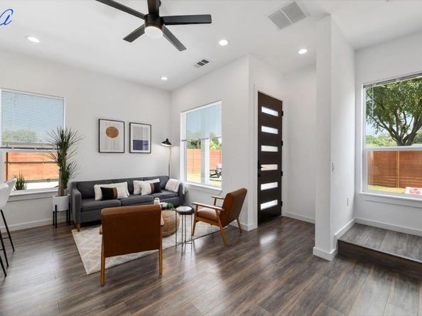 5401 Stuart Cir DR 1, Austin TX 78721