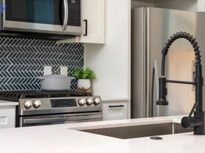 5401 Stuart Cir DR 1, Austin TX 78721