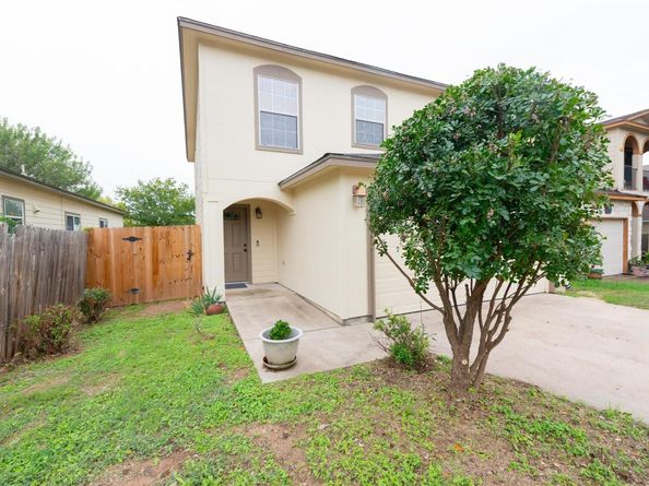 7011 Thannas WAY, Austin TX 78744