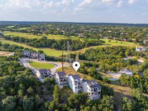 5717 Lost Horizon DR 12, Austin TX 78759