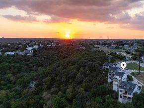5717 Lost Horizon DR 12, Austin TX 78759
