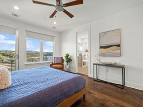 5717 Lost Horizon DR 12, Austin TX 78759