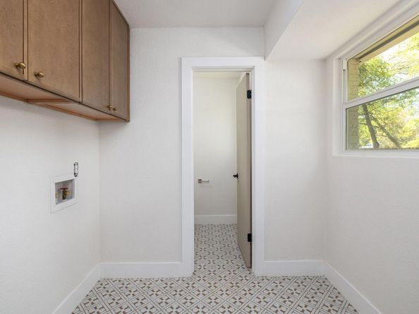 2503 Castledale DR, Austin TX 78748