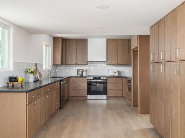 2503 Castledale DR, Austin TX 78748