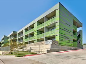 4004 Banister LN 303, Austin TX 78704