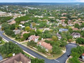 6 Monarch Oaks LN, Austin TX 78738