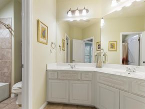 6 Monarch Oaks LN, Austin TX 78738