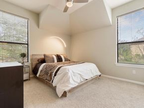 6 Monarch Oaks LN, Austin TX 78738