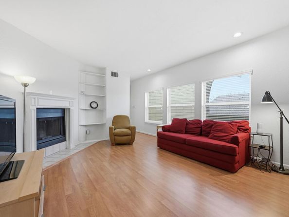 4409 Duval ST 305, Austin TX 78751