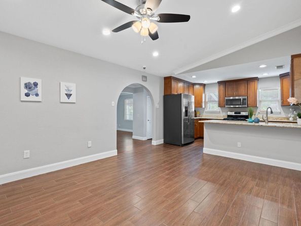1101 Mahan DR, Austin TX 78721