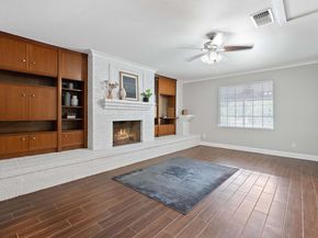 1101 Mahan DR, Austin TX 78721