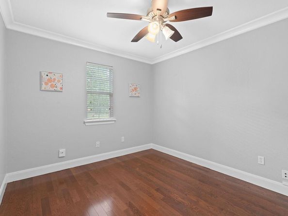 1101 Mahan DR, Austin TX 78721