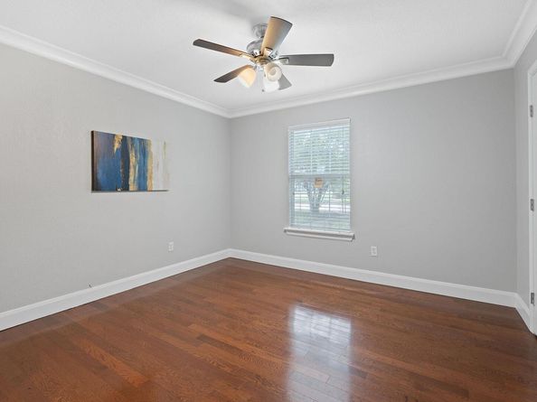 1101 Mahan DR, Austin TX 78721
