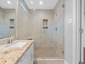 1101 Mahan DR, Austin TX 78721