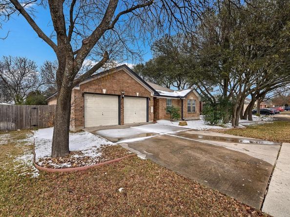 1911 Coachlamp DR, Cedar Park TX 78613