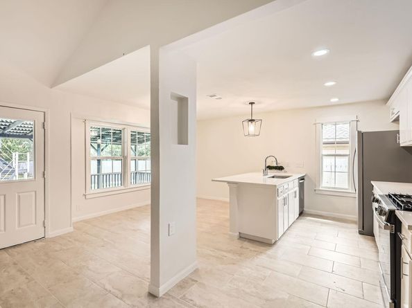 901 Garden Meadow DR, Georgetown TX 78628