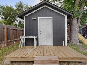 5541 Pine PL, Austin TX 78744