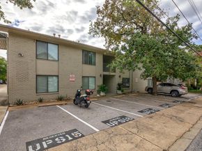 1307 Norwalk LN 203, Austin TX 78703