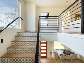 709 W St Elmo RD 1, Austin TX 78745