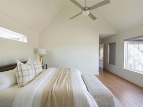 709 W St Elmo RD 1, Austin TX 78745