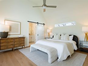 709 W St Elmo RD 1, Austin TX 78745
