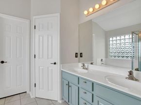 10720 Finsbury DR, Austin TX 78748