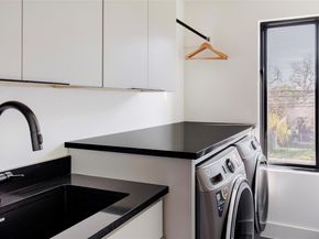 108 Comal ST, Austin TX 78702