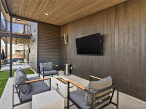 108 Comal ST, Austin TX 78702