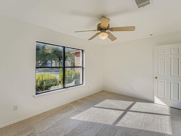 1334 Water Spaniel WAY, Round Rock TX 78664